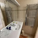 3 Pieces, Piscine, Proche Plage, Wi-fi, Garage - Fr-1-328-269 Apartamento