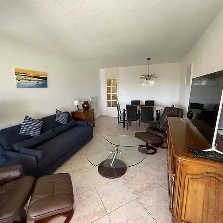 3 Pièces, Piscine, Proche Plage, Wi-fi, Garage - Fr-1-328-269 *