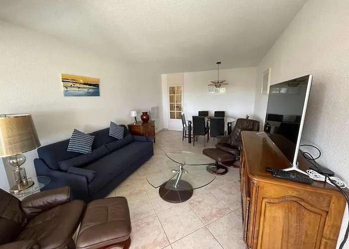 3 Pièces, Piscine, Proche Plage, Wi-fi, Garage - Fr-1-328-269 *